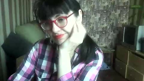 Snapshot of yanafiesta chatting on 11-18-25, 10:20 yanafiesta online show from 11-18-25, 10:20