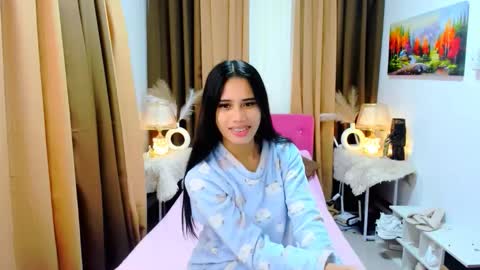 Yanna online show from 10-14-25, 02:56