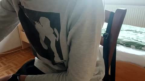 yanp541 online show from 10-16-25, 11:00