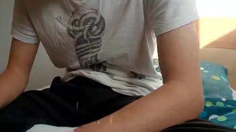 yanp541 online show from 11-21-25, 12:37