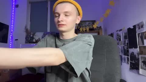 Snapshot of yaposha chatting on 03-09-25, 06:21 yaposha online show from 03-09-25, 06:21