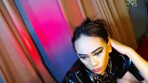 miss yasii online show from 01-13-25, 03:58