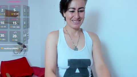 Yasemin online show from 10-29-25, 11:23