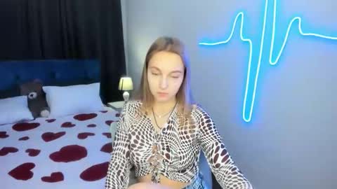 Snapshot of yasminasage chatting on 10-05-25, 06:39 Yasmina online show from 10-05-25, 06:39