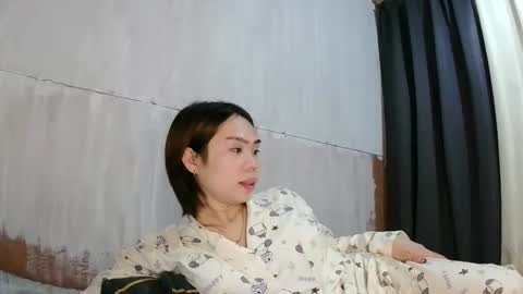 yasminsmith12 online show from 12-15-25, 11:42