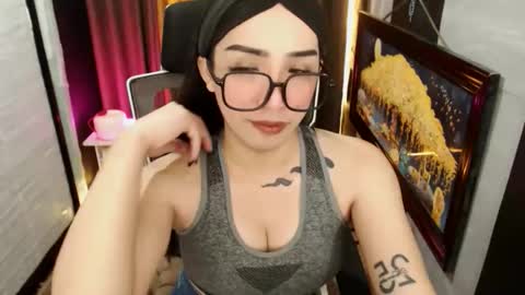 yassiered online show from 12-23-25, 01:14