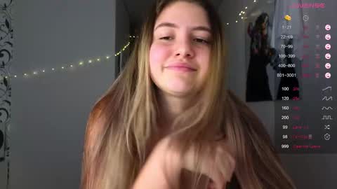 Yasyaa  online show from 12-13-24, 09:41