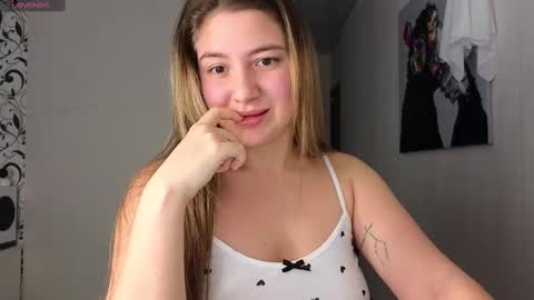 Yasyaa  online show from 01-07-25, 12:09