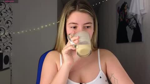 Yasyaa  online show from 01-21-25, 01:29