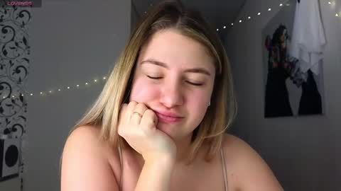 Yasyaa  online show from 02-10-25, 02:19