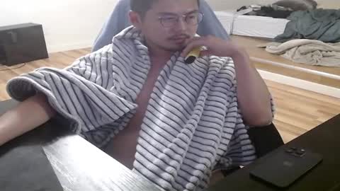 Snapshot of yawnimhorny chatting on 02-16-25, 08:43 yawnimhorny online show from 02-16-25, 08:43