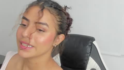 Snapshot of yaya23x chatting on 01-14-25, 03:26 yaya23x online show from 01-14-25, 03:26