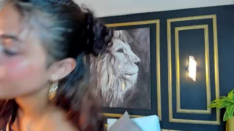 Snapshot of yaya23x chatting on 02-08-25, 03:21 yaya23x online show from 02-08-25, 03:21