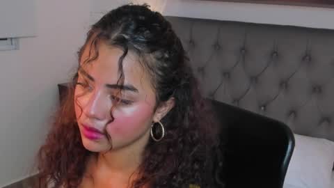 Snapshot of yaya23x chatting on 02-13-25, 07:21 yaya23x online show from 02-13-25, 07:21