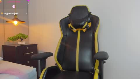 Snapshot of yaya23x chatting on 09-24-25, 01:47 yaya23x online show from 09-24-25, 01:47