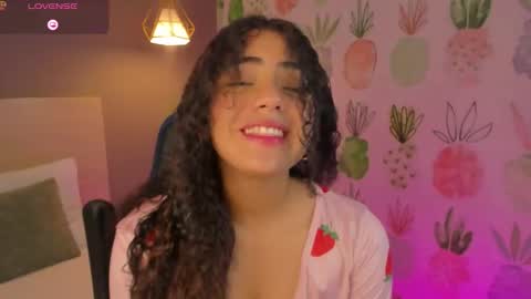 Snapshot of yaya23x chatting on 11-26-25, 02:40 yaya23x online show from 11-26-25, 02:40