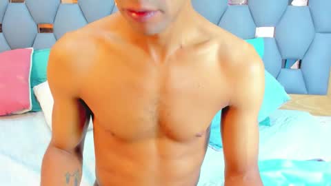 yayi derek  online show from 10-28-25, 11:36