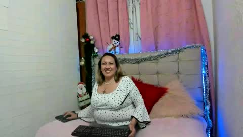 yayita online show from 12-20-24, 07:50