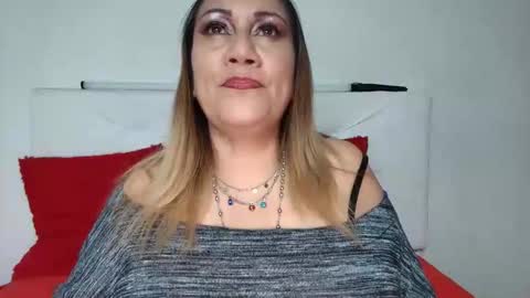 yayita online show from 10-04-25, 01:42