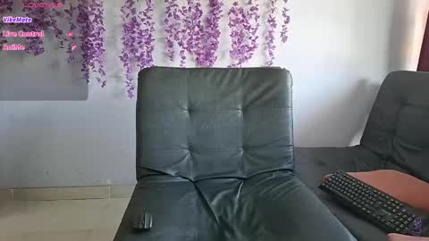 Snapshot of yazfore chatting on 02-16-26, 12:23 Hazzan online show from 02-16-26, 12:23