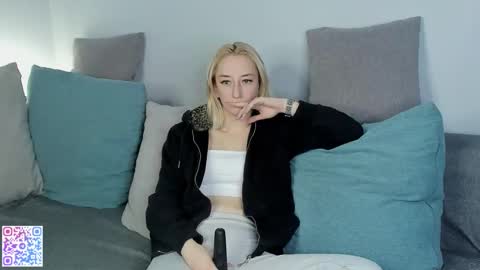 Loe online show from 11-30-25, 08:07