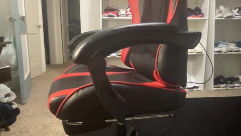 Yeahitsrell online show from 03-02-25, 08:59