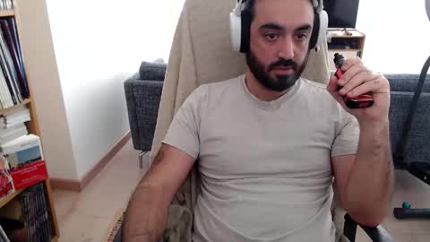 yeeaahoo online show from 11-25-25, 08:14