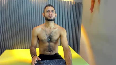 Snapshot of yeferson_scott chatting on 10-23-25, 12:59 Yeferson online show from 10-23-25, 12:59