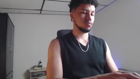 yeff online show from 10-21-25, 01:39