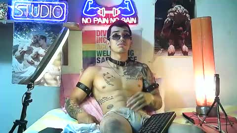 Snapshot of yeisoncastellanos1999 chatting on 09-17-25, 11:50 yeisoncastellanos1999 online show from 09-17-25, 11:50