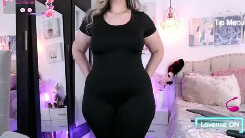 Snapshot of yellow_lily chatting on 12-04-24, 02:26 yellow_lily online show from 12-04-24, 02:26