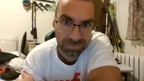 yellow_medickcine online show from 10-12-25, 11:37