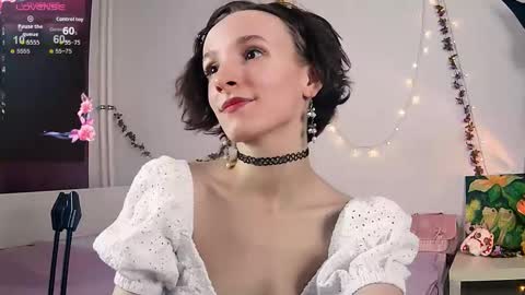 Liya online show from 10-17-25, 03:14