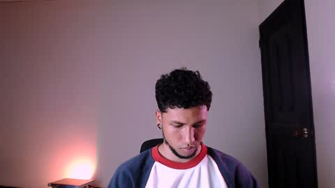 Yeff ind. model  online show from 02-08-25, 01:32