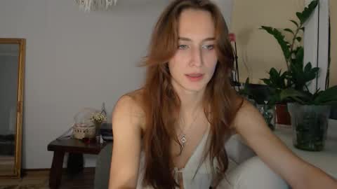 Zoe online show from 10-18-25, 08:42