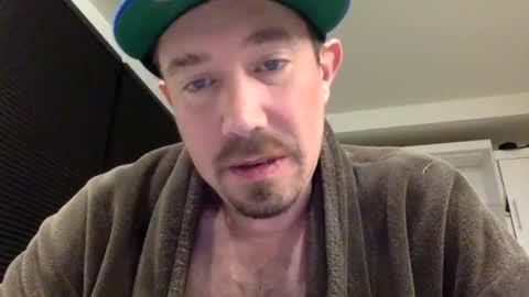Snapshot of yesplesae chatting on 12-27-24, 10:34 yesplesae online show from 12-27-24, 10:34