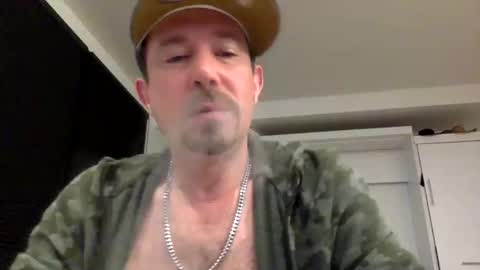 Snapshot of yesplesae chatting on 01-17-25, 05:11 yesplesae online show from 01-17-25, 05:11