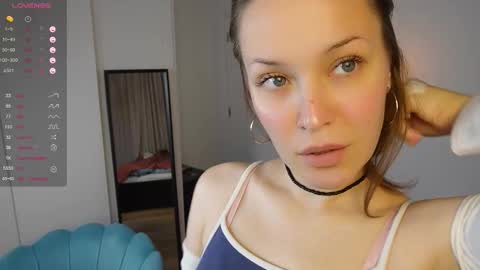 Kiki online show from 11-08-25, 10:15