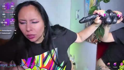 Luna online show from 01-28-25, 03:46