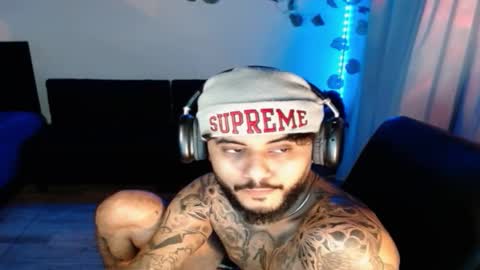 Snapshot of yio__cohen chatting on 12-04-24, 07:06 yio cohen online show from 12-04-24, 07:06