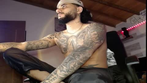 Snapshot of yio__cohen chatting on 12-06-24, 12:02 yio cohen online show from 12-06-24, 12:02