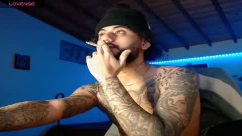 Snapshot of yio__cohen chatting on 12-11-24, 08:47 yio cohen online show from 12-11-24, 08:47