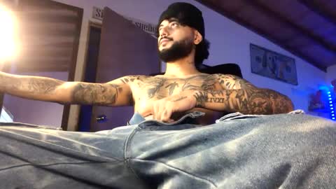 Snapshot of yio__cohen chatting on 01-09-25, 01:29 yio cohen online show from 01-09-25, 01:29