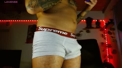 Snapshot of yio__cohen chatting on 01-15-25, 08:41 yio cohen online show from 01-15-25, 08:41