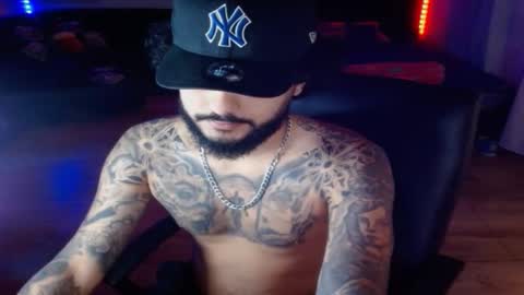 Snapshot of yio__cohen chatting on 03-07-25, 05:08 yio cohen online show from 03-07-25, 05:08