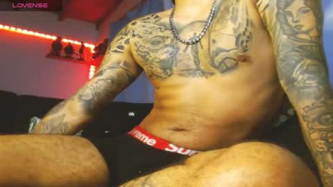 Snapshot of yio__cohen chatting on 03-11-25, 03:16 yio cohen online show from 03-11-25, 03:16