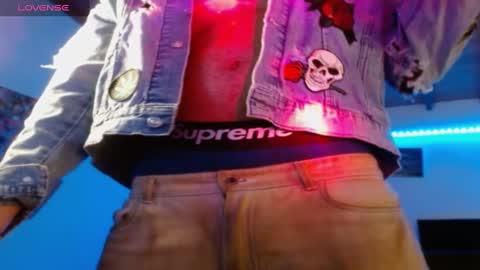 Snapshot of yio__cohen chatting on 03-12-25, 02:09 yio cohen online show from 03-12-25, 02:09