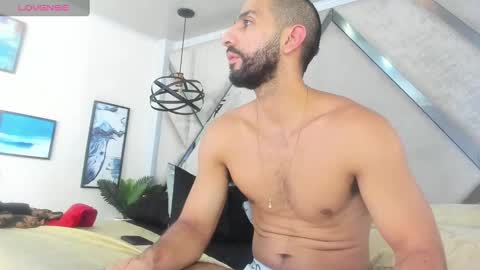 Yiyo online show from 01-01-25, 09:20