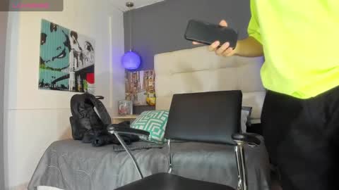 Yiyo online show from 01-05-25, 04:58