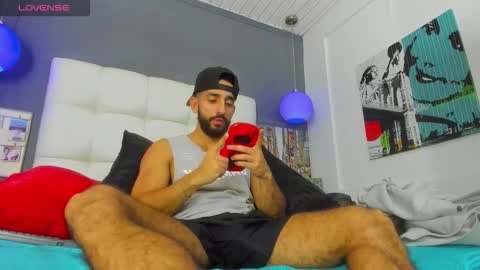 Yiyo online show from 02-10-26, 04:27